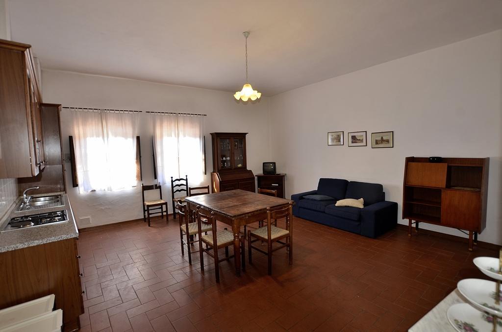 Agriturismo Poggio Ai Grilli Gambassi Terme Pokoj fotografie